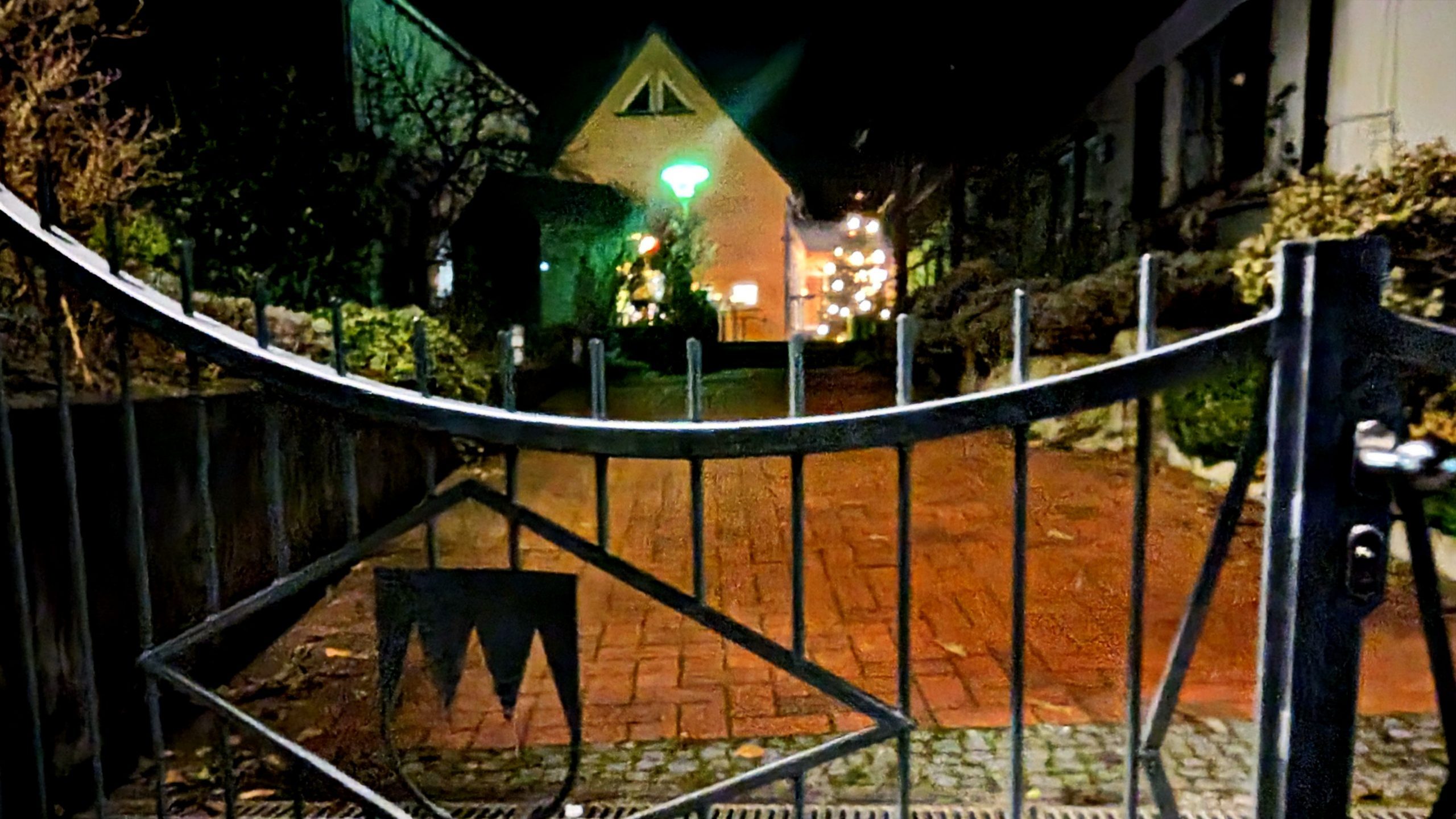 PXL_20241201_184825686.NIGHT